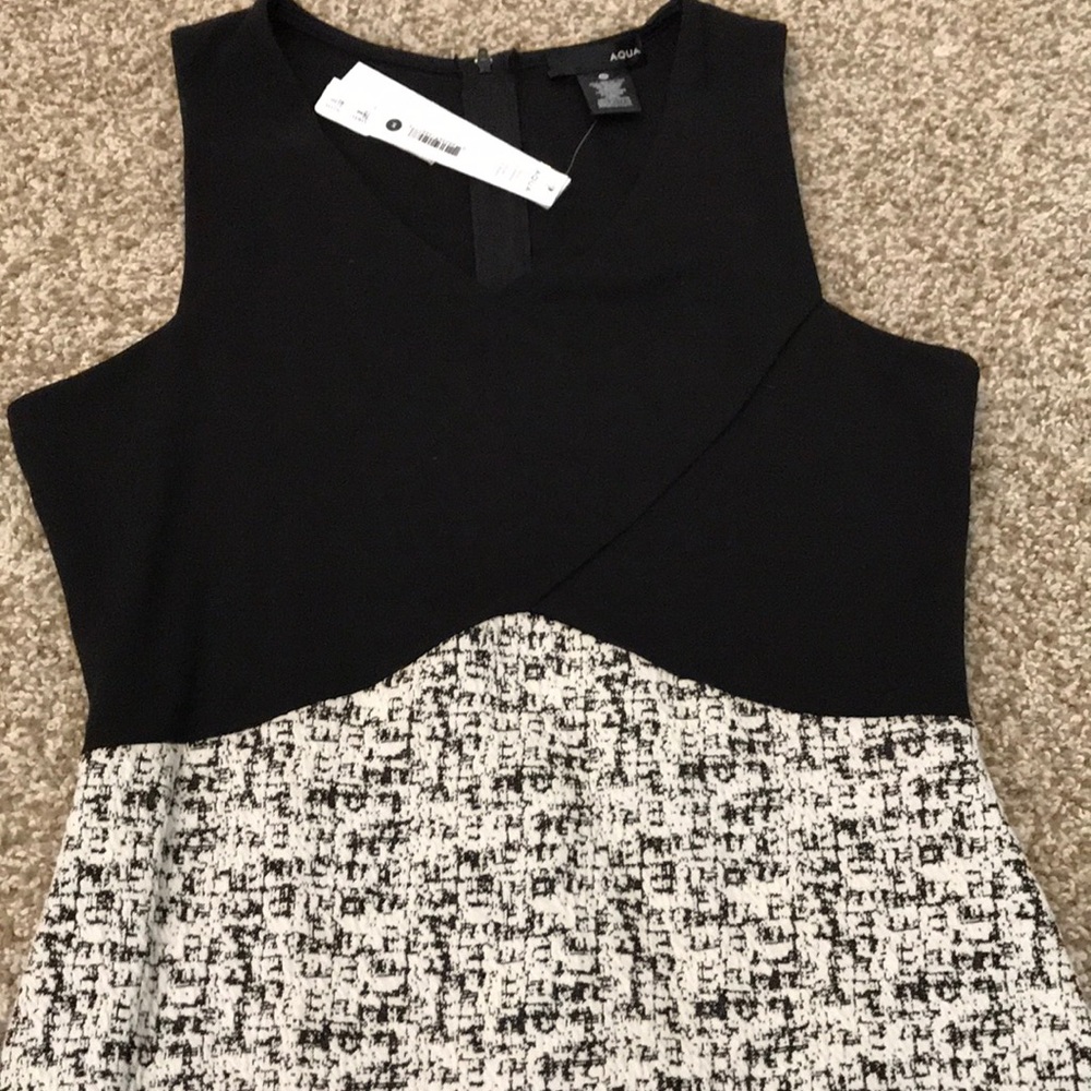 Dress - Picture 3 of 4